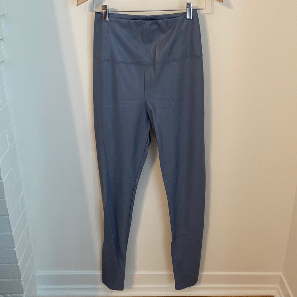 Wilfred free Daria vegan leather legging regular length (30 in inseam)